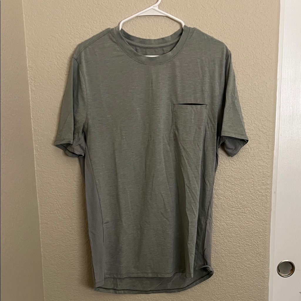 Lululemon Athletica Men's Short Sleeve Tee In Gray